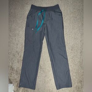 Figs Womens Kade Cargo Scrub Pants